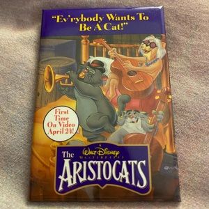 Disney Vintage “Aristocrats” pin